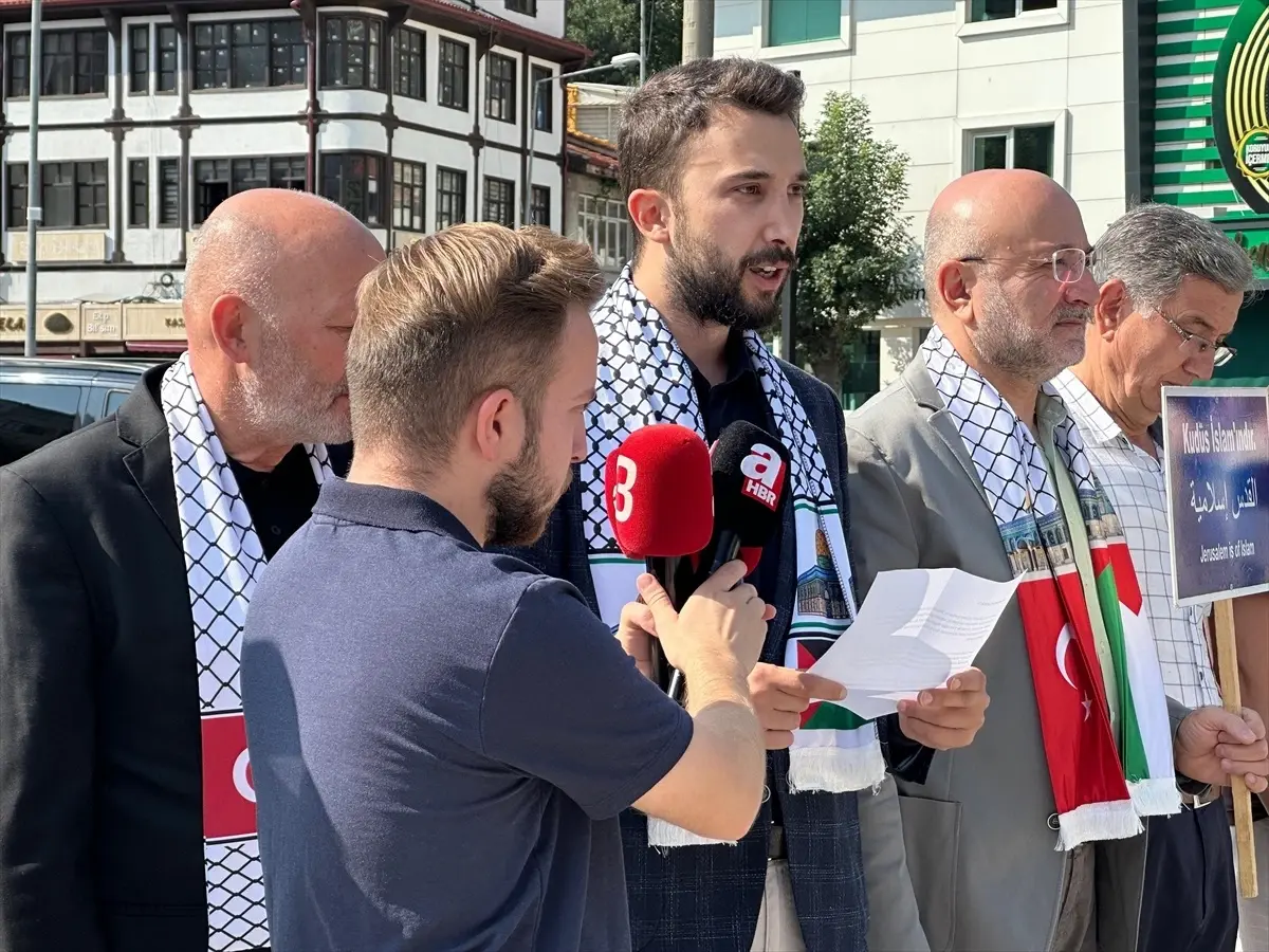 Konya ve Afyonkarahisar'da 'Boş Sıralar' etkinliğiyle Gazzeli çocuklar anıldı