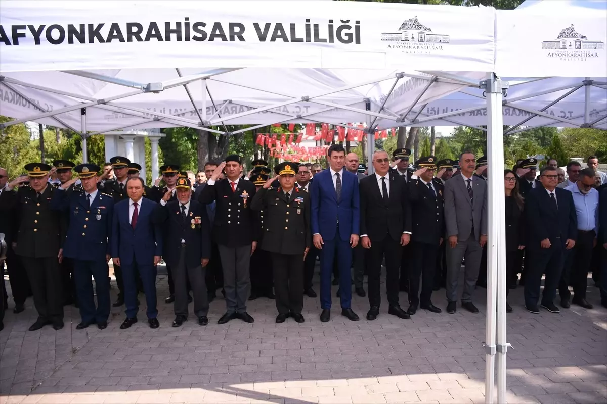 Konya ve çevre illerde 15 Temmuz Demokrasi ve Milli Birlik Günü anma etkinlikleri sürüyor
