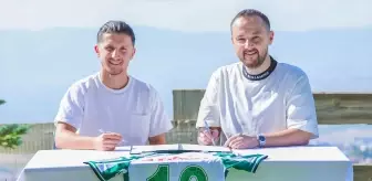 Konyaspor, Enis Bardhi'yi Kadrosuna Kattı