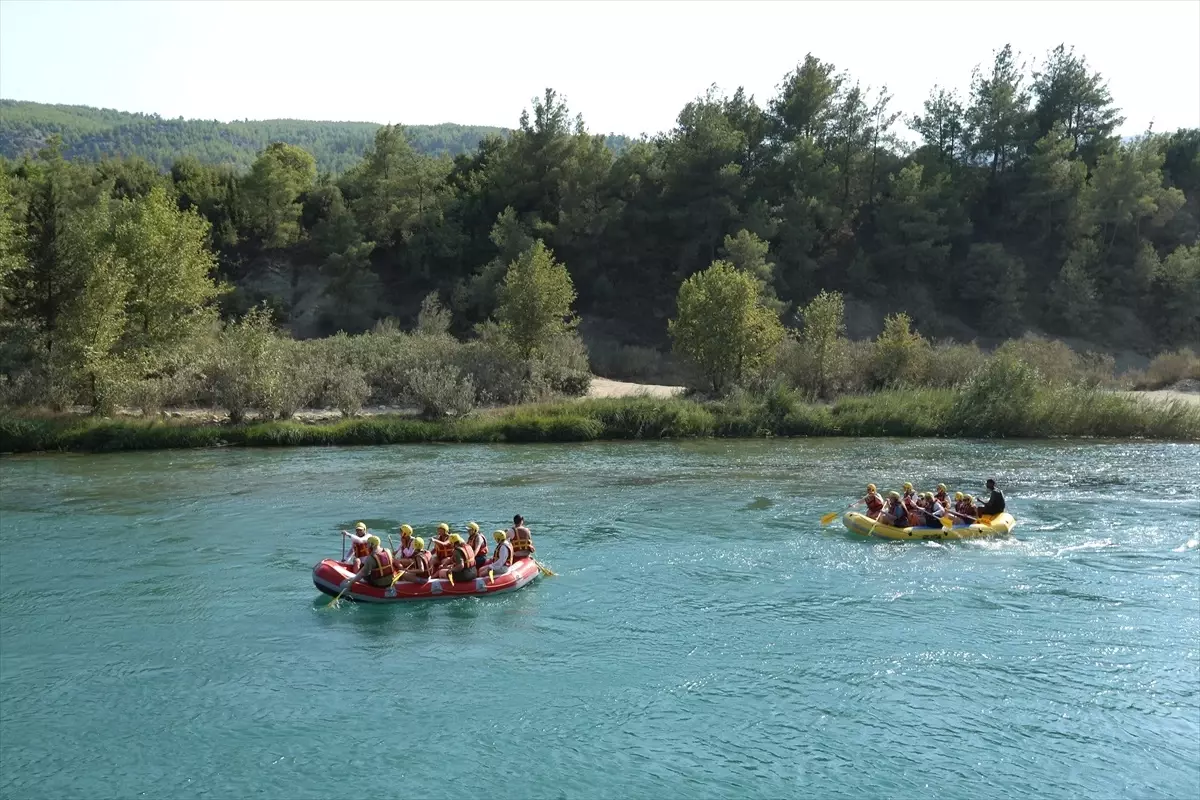 Antalya'da Rafting ile Sıcak Havadan Kaçış