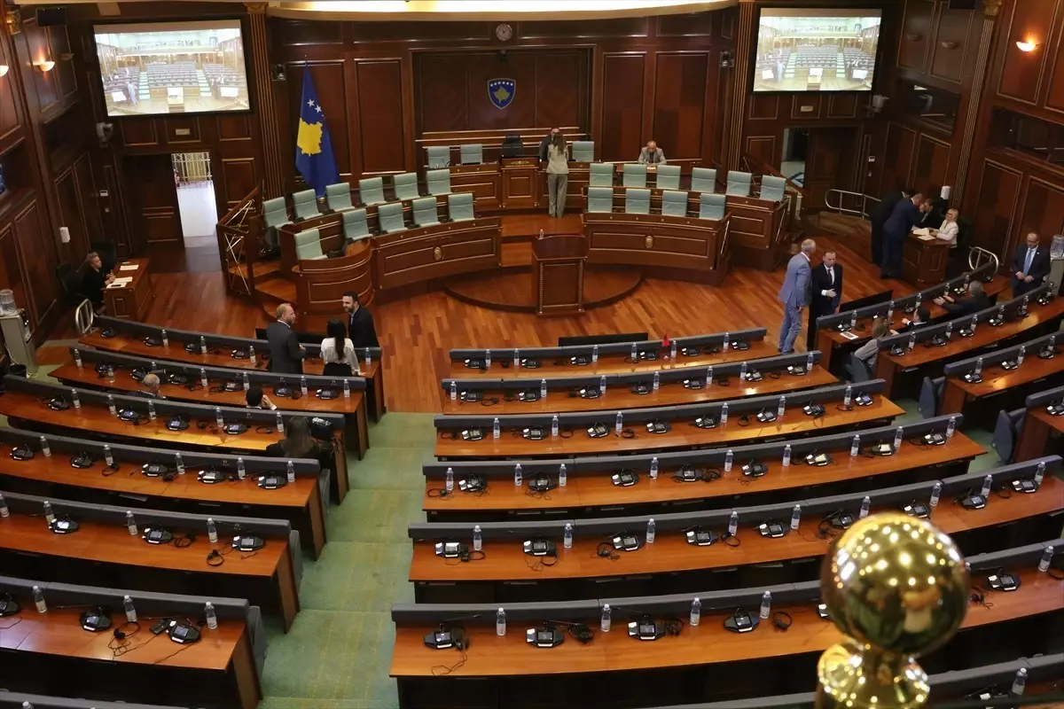 Kosova'da Hükümet Kurma Süreci İleriye Gitmiyor