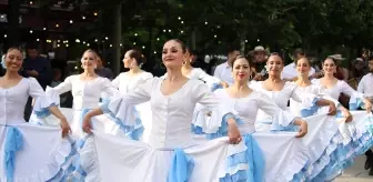Priştine'de 4. Uluslararası New Born Dans Festivali Coşkuyla Başladı