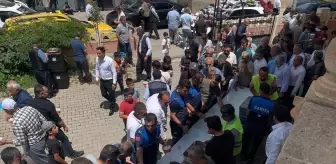 Elazığ'da Muharrem Ayı Sebebiyle Aşure Dağıtımı Yapıldı