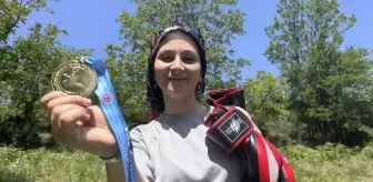 Köyde Wushu Sporu ile Şampiyonluk Hedefleyen Berrin Tazıcı