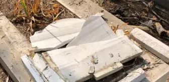 Kozan'da Mezarlıkta Tahrip Edilen Mezar Taşları İhbar Edildi