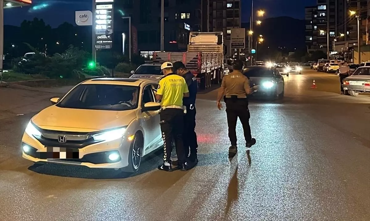 Adana'da Huzur ve Güven Uygulaması: Aranan Hükümlü Yakalandı