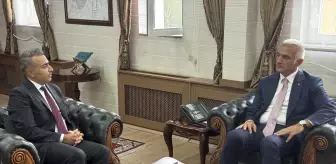 Bakan Ersoy Ardahan'da Ziyaretlerde Bulundu