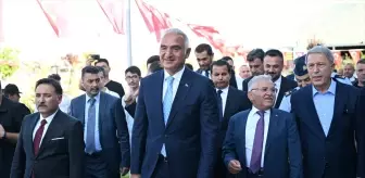 Kültür ve Turizm Bakanı Ersoy, Kayseri'de kütüphane açılışında konuştu Açıklaması
