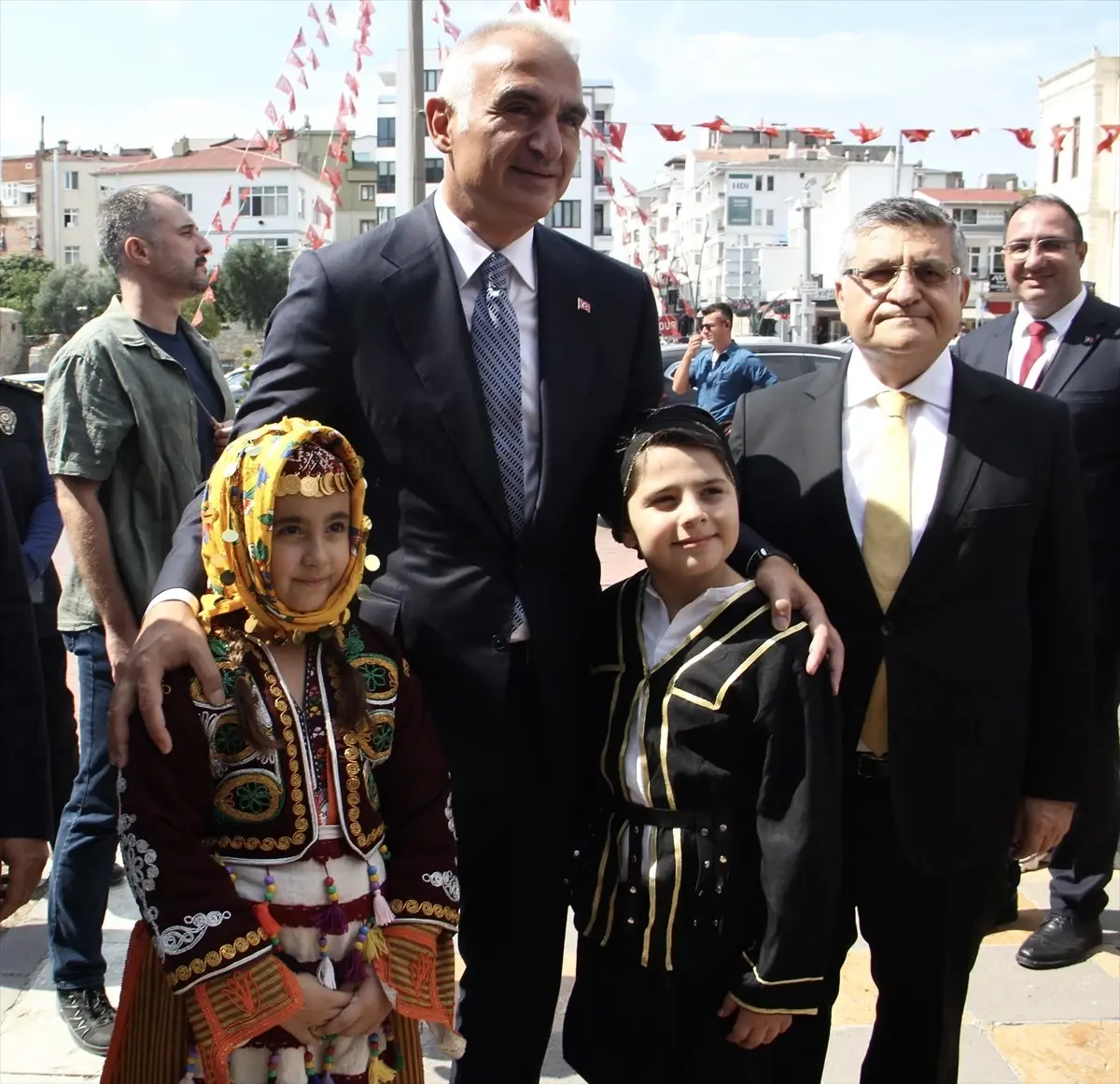Kültür ve Turizm Bakanı Ersoy Sinop'ta İncelemelerde Bulundu