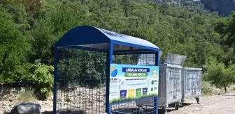 Kumluca Belediyesi'nden Sıfır Atık Projesi: Turizm Bölgelerine Kutular Yerleştirildi