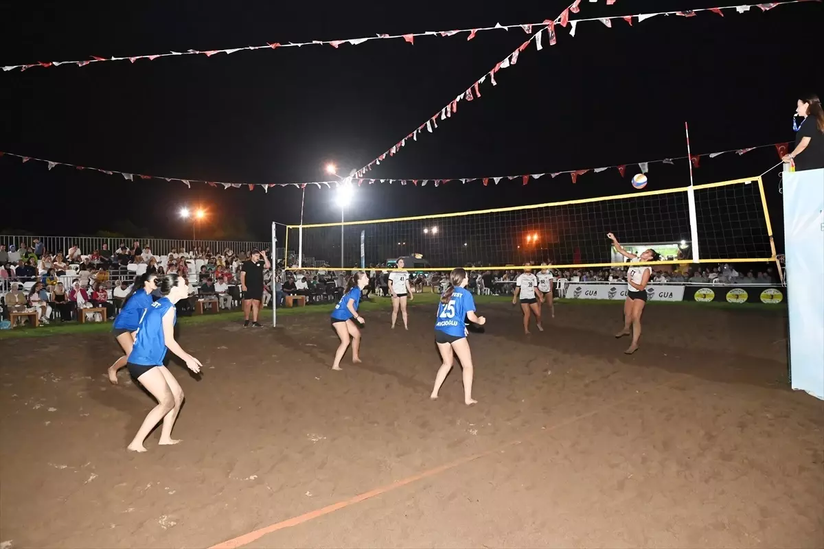 30 Ağustos Zafer Kupası Plaj Voleybolu Turnuvası, Ödüller Sahiplerini Buldu