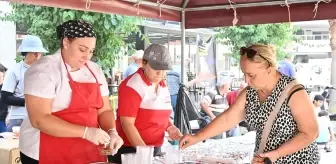 Kumluca'da Mevlid Kandili Etkinliği: Lokma Dağıtımı