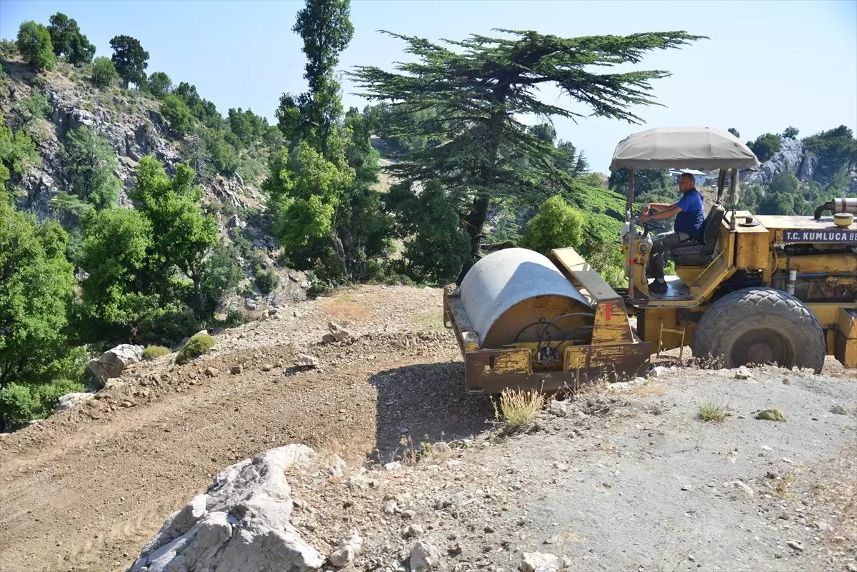 Kumluca'da Yayla Yollarında Bakım ve Onarım Çalışmaları Başlatıldı