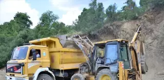 Kumluca Belediyesi'nden Yayla Yollarına Bakım ve Onarım