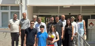 Kumluca'da YKS Başarılı Öğrencilere Ödül Töreni