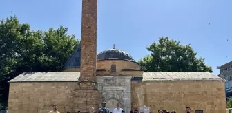 Kırşehir'de Çocuklar Tarihi ve Kültürel Mekanları Geziyor