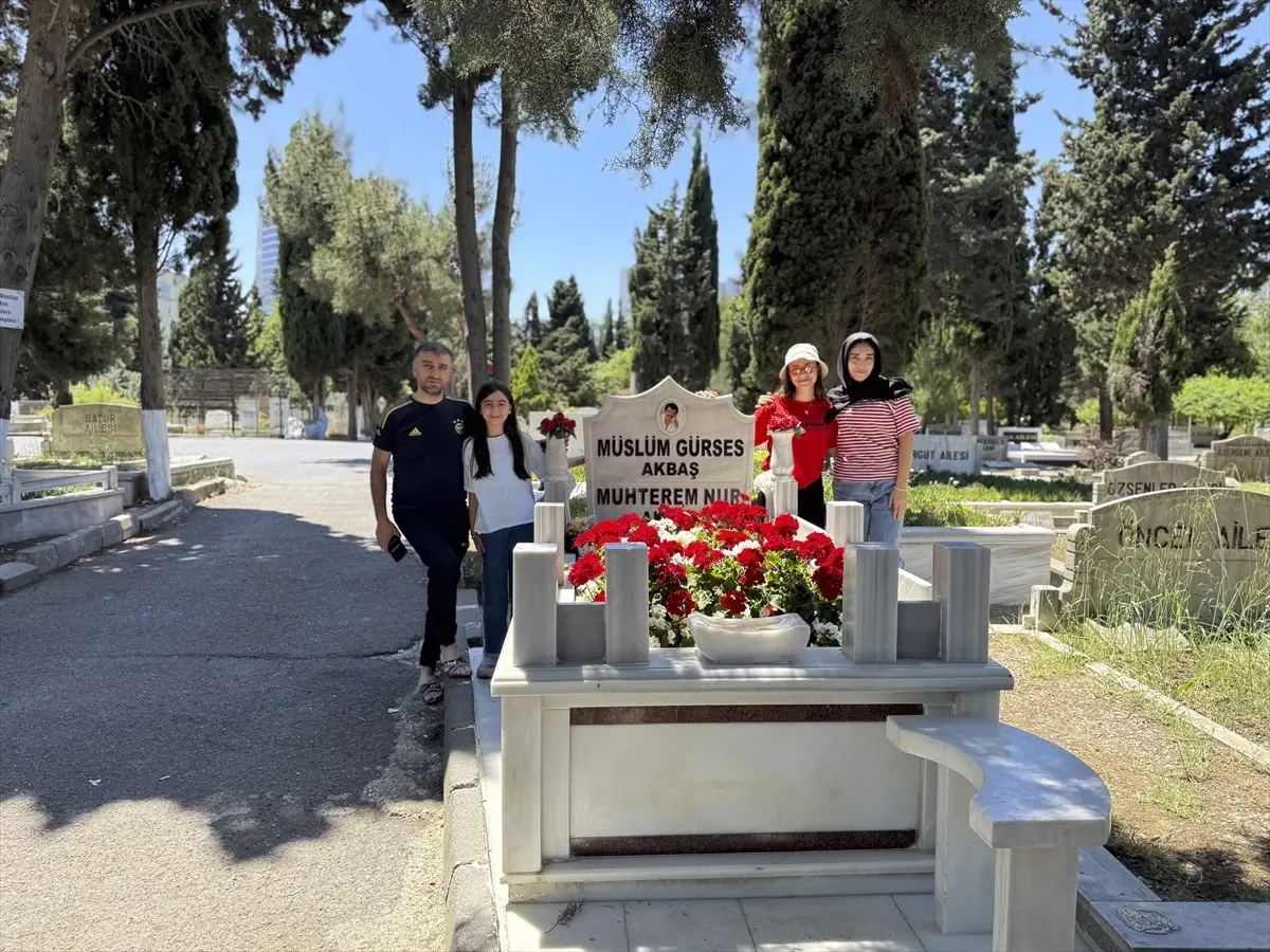 Kurban Bayramı'nda Kabir Ziyaretleri Yoğun İlgi Görüyor