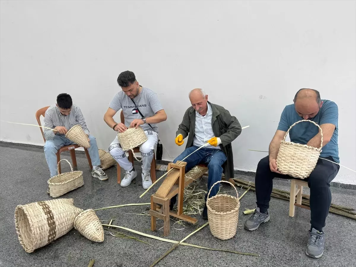 Giresun'da Sepet Örücülüğü Kurslarıyla Gelenek Yaşatılıyor