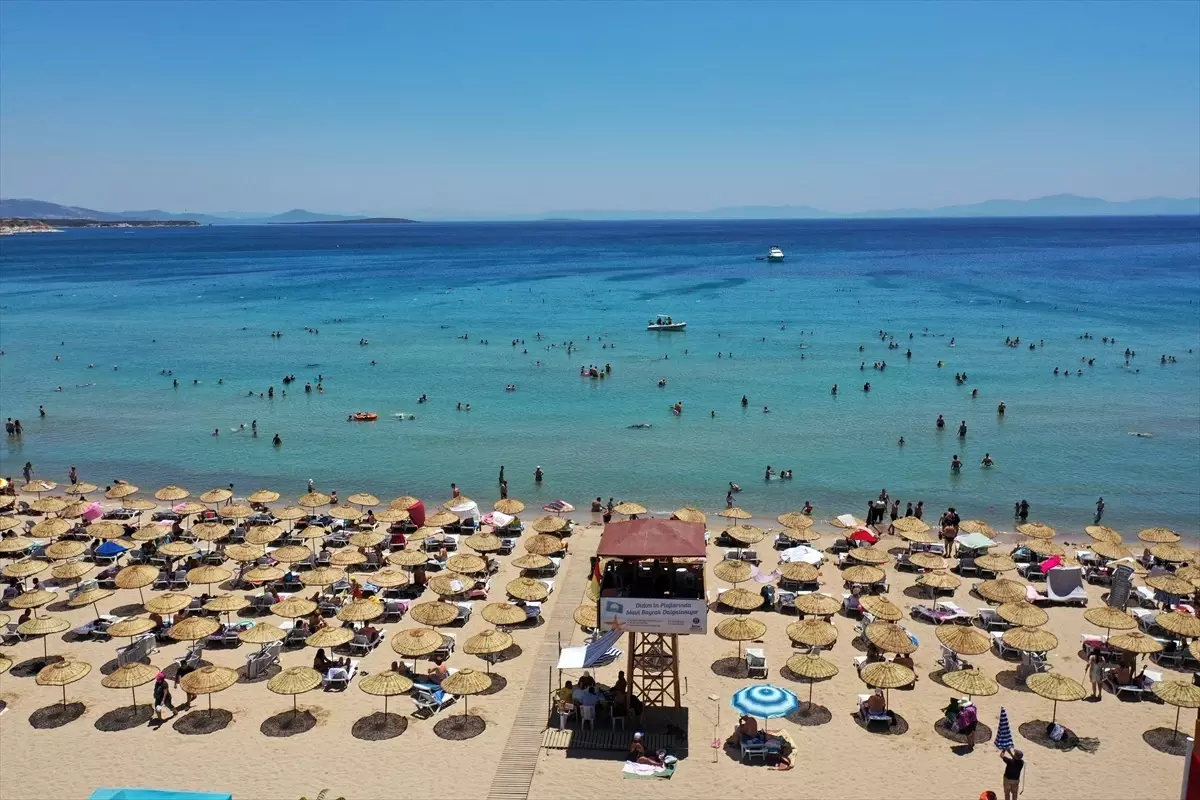 Aydın'ın Kuşadası ve Didim'de Mavi Bayraklı Plajlara Yüzde 80 Sahip