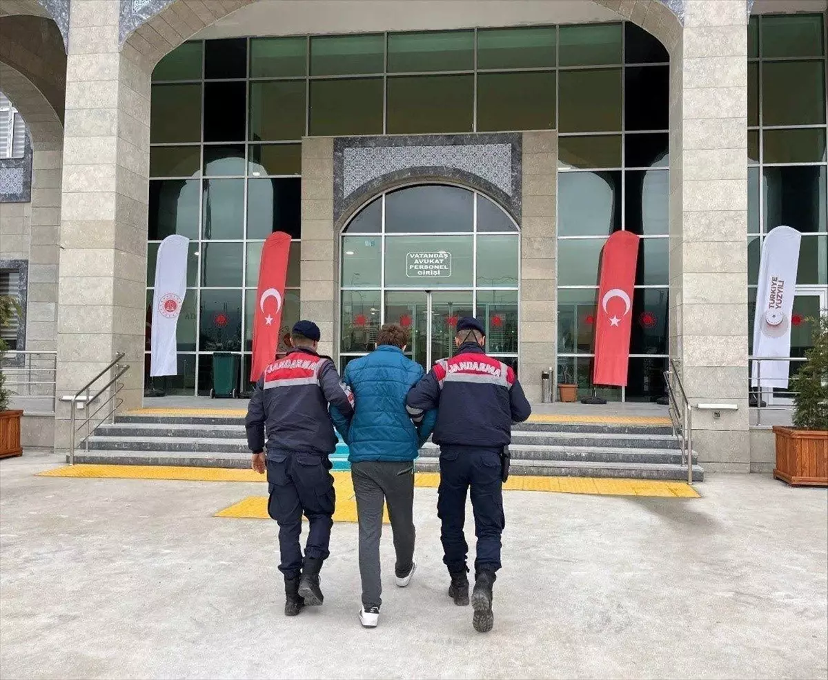 Kütahya'da 85 Suçlu Gözaltına Alındı