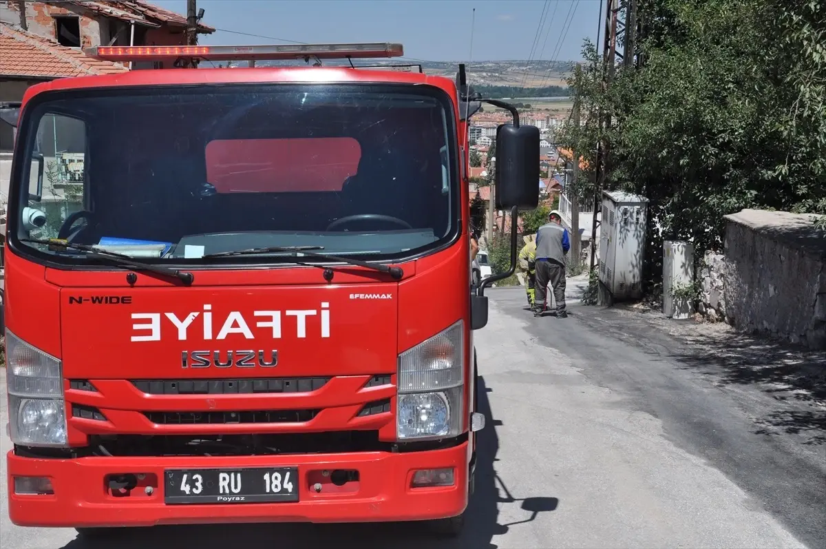 Kütahya'da Trafo Yangını, Elektrik Kesintisine Yol Açtı