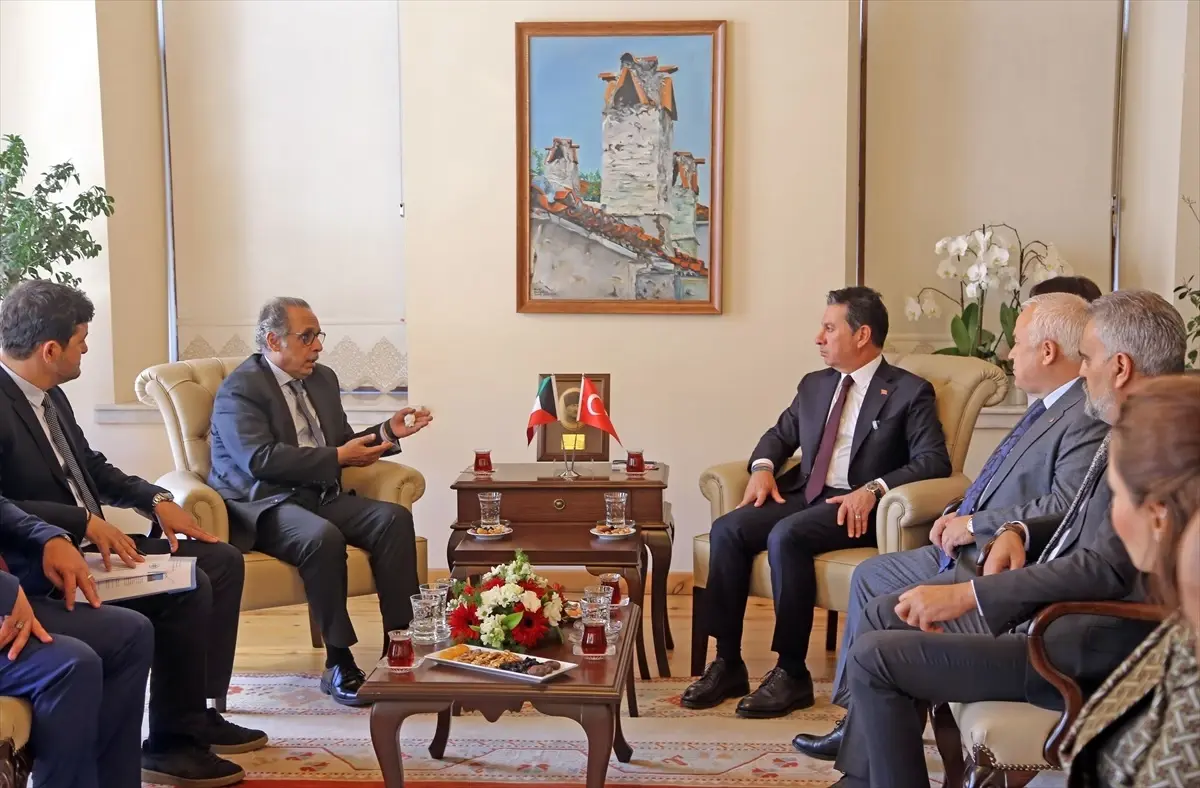 Kuveyt Büyükelçisi Ankara'da Muğla Belediye Başkanı'nı Ziyaret Etti