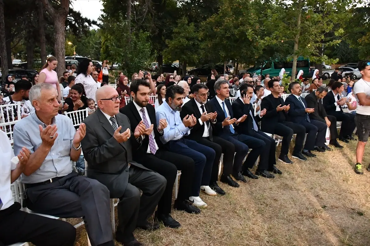 Üsküp'te Yetim ve İhtiyaç Sahibi Çocuklar İçin Sünnet Şöleni Düzenlendi