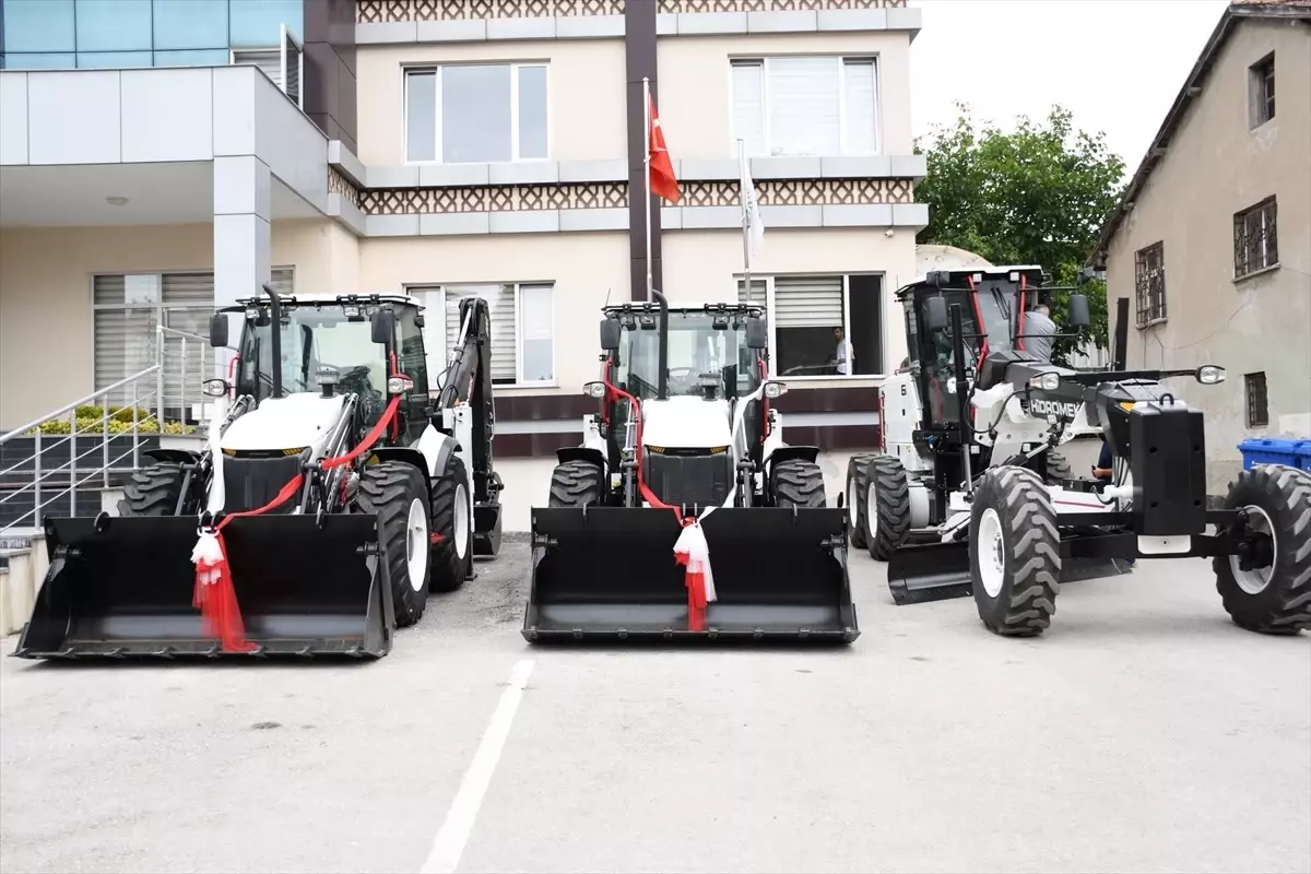 Ladik Belediyesi 4 Yeni Araç Kazandırdı