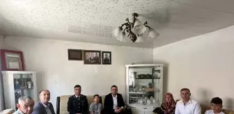 Ladik Kaymakam Vekili Özbalta'dan gazi, şehit aileleri ile huzurevine bayram ziyareti