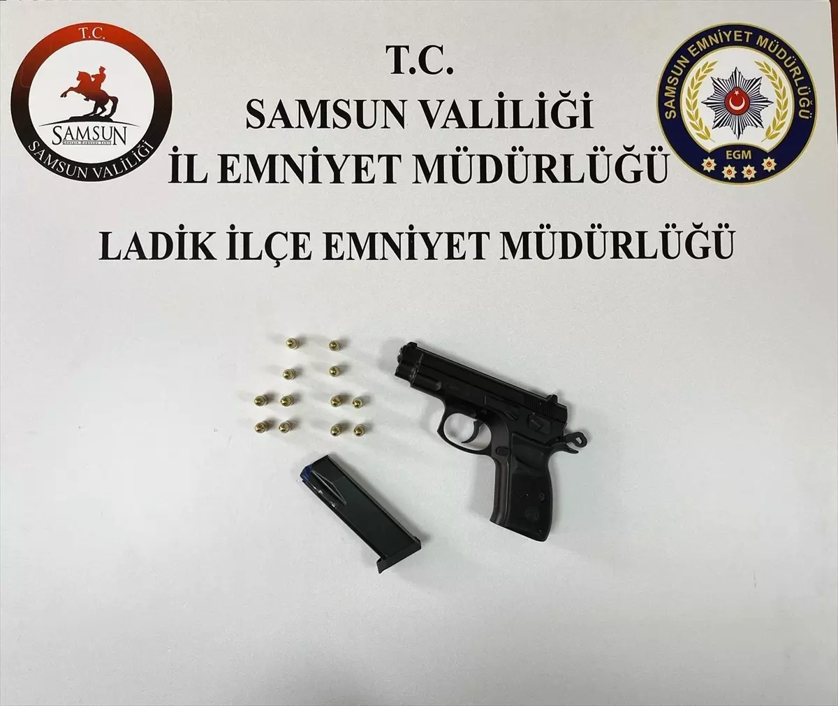Samsun'da Ruhsatsız Tabanca ve Mühimmat Ele Geçirildi