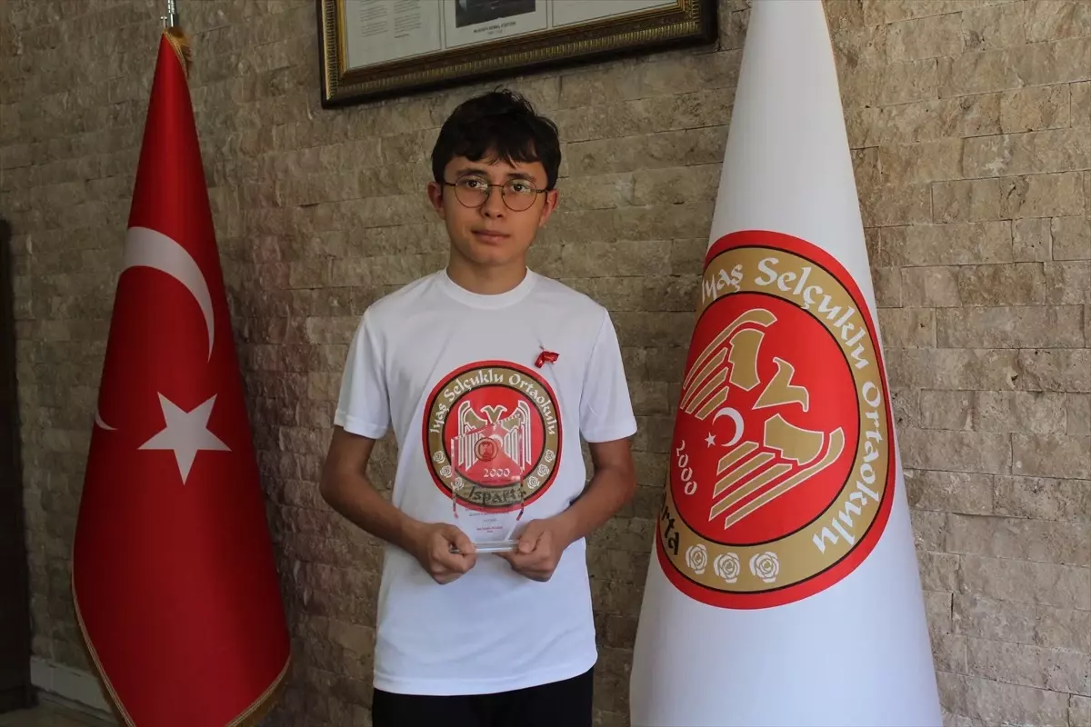 Isparta'da LGS'de Tam Puan Alan Öğrenci Başarılarının Sırlarını Açıkladı