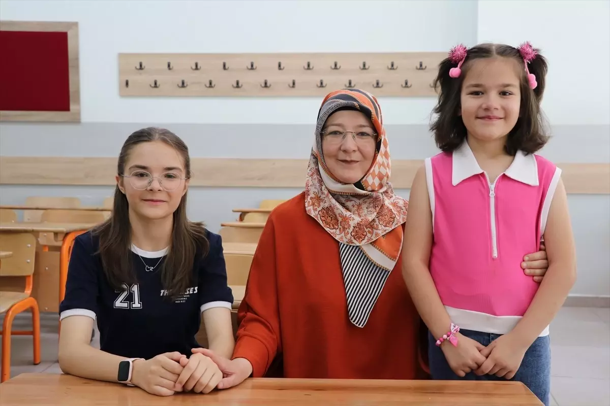 Zümra Keklik, LGS'de Tam Puan Alarak Hayallerine Bir Adım Daha Yaklaştı