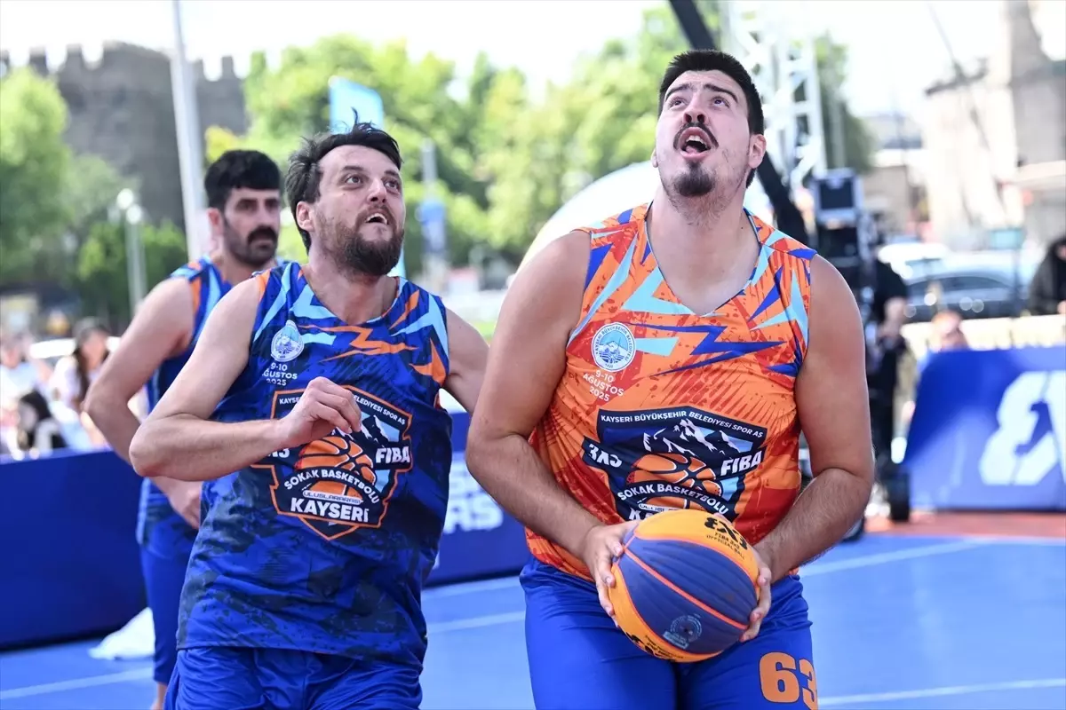 Lite Quest 3x3 Uluslararası Basketbol Turnuvası Kayseri'de Başladı