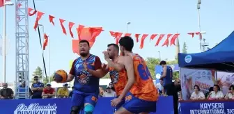 Kayseri'de Lite Quest 3x3 Uluslararası Basketbol Turnuvası'nda İkinci Gün Heyecanı