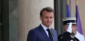 Macron'a eşi neden tokat attı?