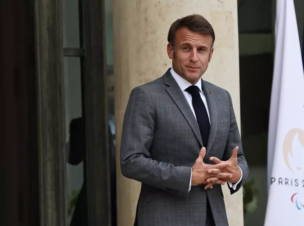 Macron, Vietnam ile Savunma ve Ticaret Alanında İş Birliği Çağrısında Bulundu