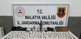 Malatya'da Tarihi Eser Kaçakçılığı Operasyonu: 273 Sikke ve 10 Eşya Ele Geçirildi