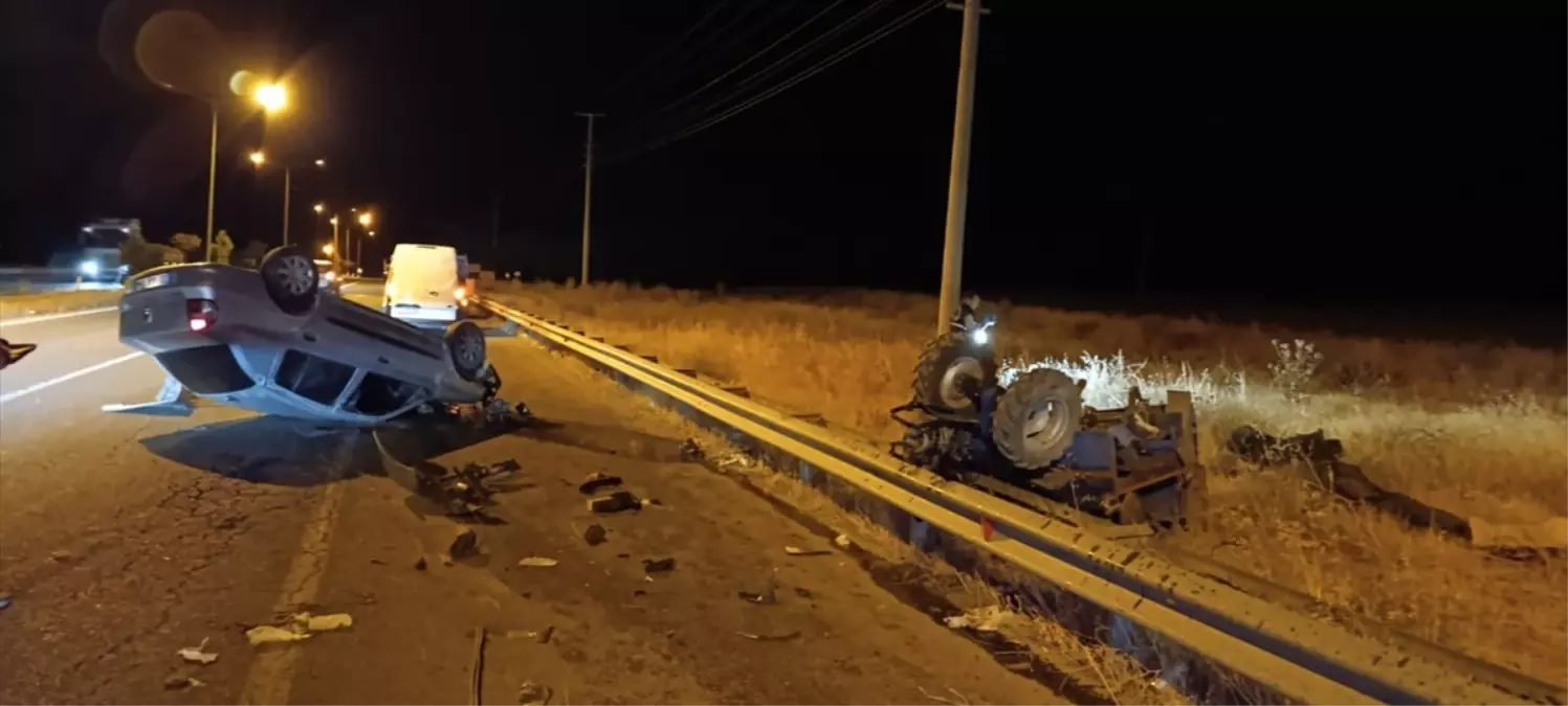 Malatya'da Otomobil ile Tarım Aracı Çarpıştı: 3 Yaralı