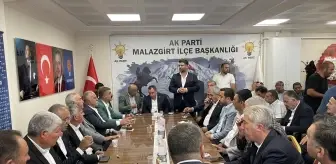 AK Parti Malazgirt'te Kurban Bayramı Programı Düzenledi