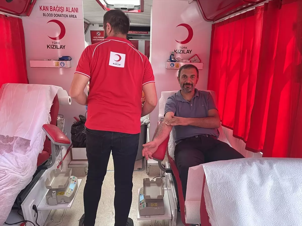 Türk Kızılay Muş Şubesi Kan Bağışı Kampanyası Düzenledi
