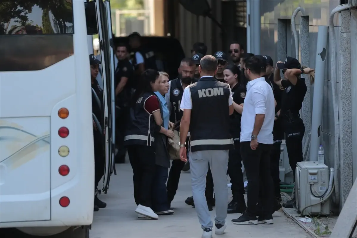 Manavgat Belediyesi'ne Rüşvet Operasyonu: 7 Gözaltı