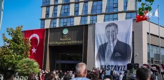 Manisa Büyükşehir Belediye Başkanı Ferdi Zeyrek, Elektrik Akımına Kapılarak Hayatını Kaybetti