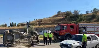 Manisa'da Ambulans ile Otomobil Çarpıştı: 1 Ölü, 6 Yaralı