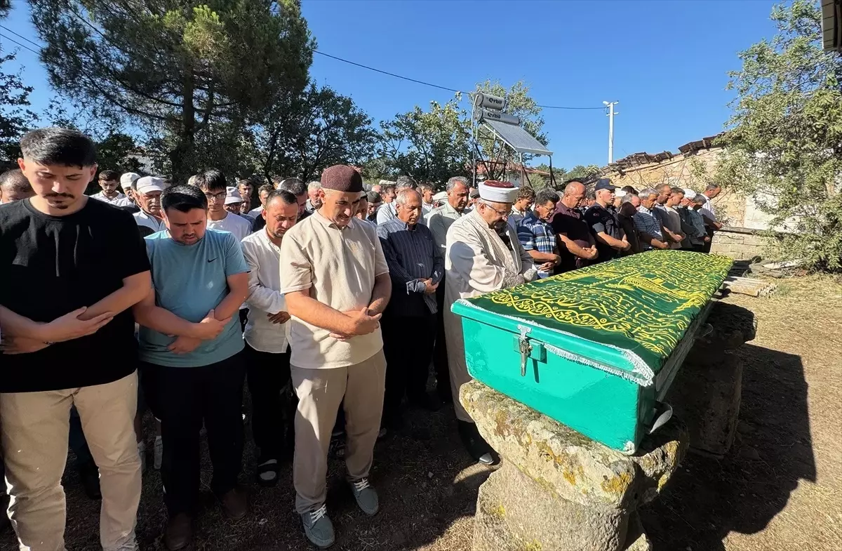 Manisa'da Camide Taç Düşmesi: 1 Ölü, 1 Yaralı