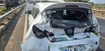 Turgutlu'da Otobüs ile Otomobil Çarpıştı: 3 Yaralı
