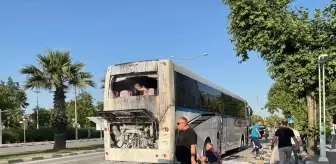 Manisa'da Fabrika İşçilerini Taşıyan Otobüste Yangın Çıktı