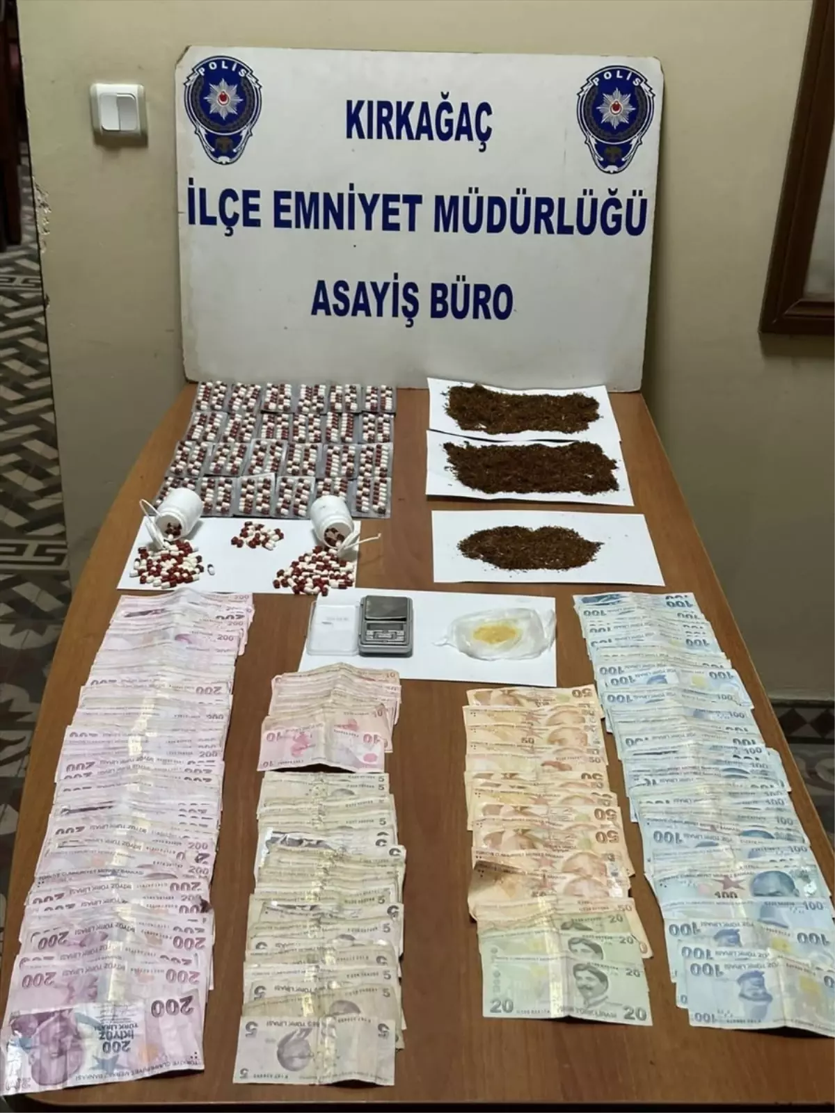 Kırkağaç'ta Uyuşturucu Operasyonu: 1 Tutuklama