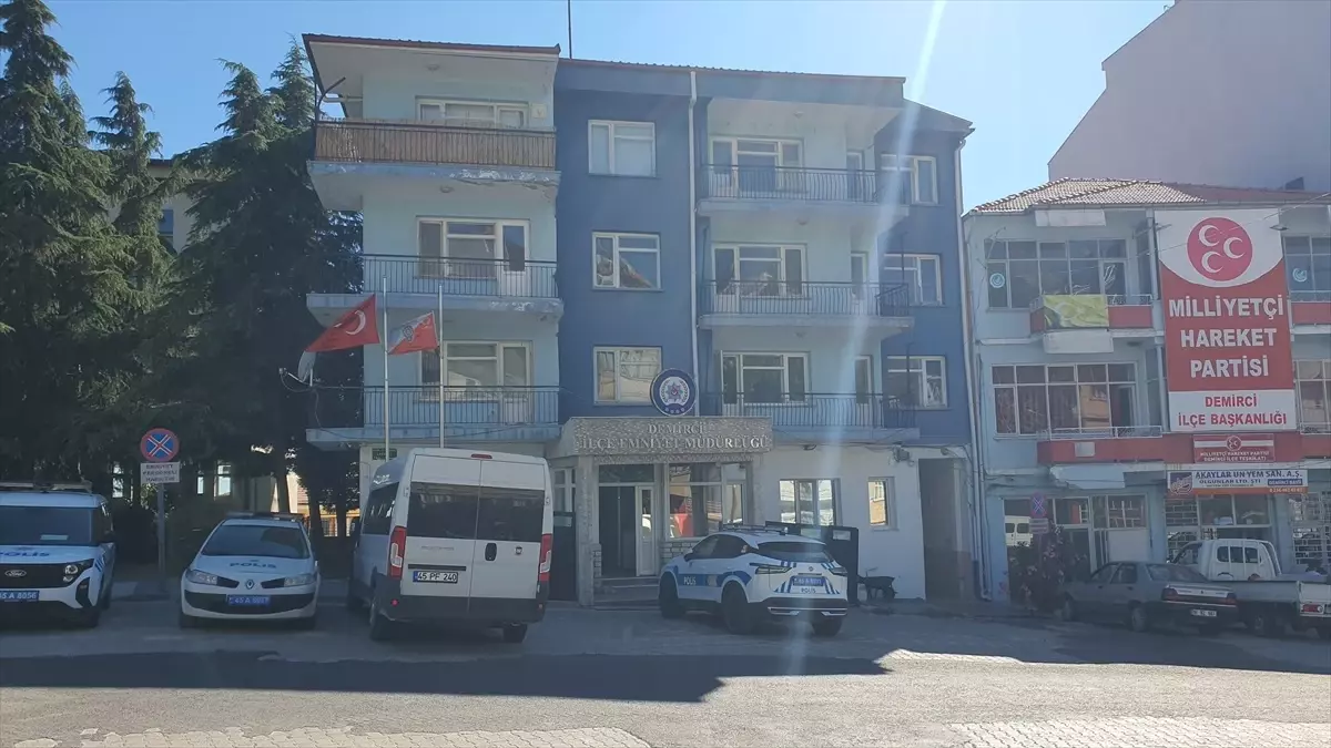 Manisa'da Uyuşturucu Operasyonu: 6 Tutuklama