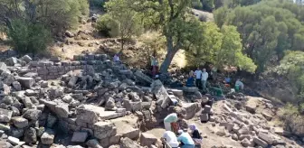 Aigai Antik Kenti'nde Demeter’e Ait Tapınak Bulundu