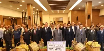 Manisa'da İlk Çekirdeksiz Kuru Üzüm 3.500 Liradan Satıldı